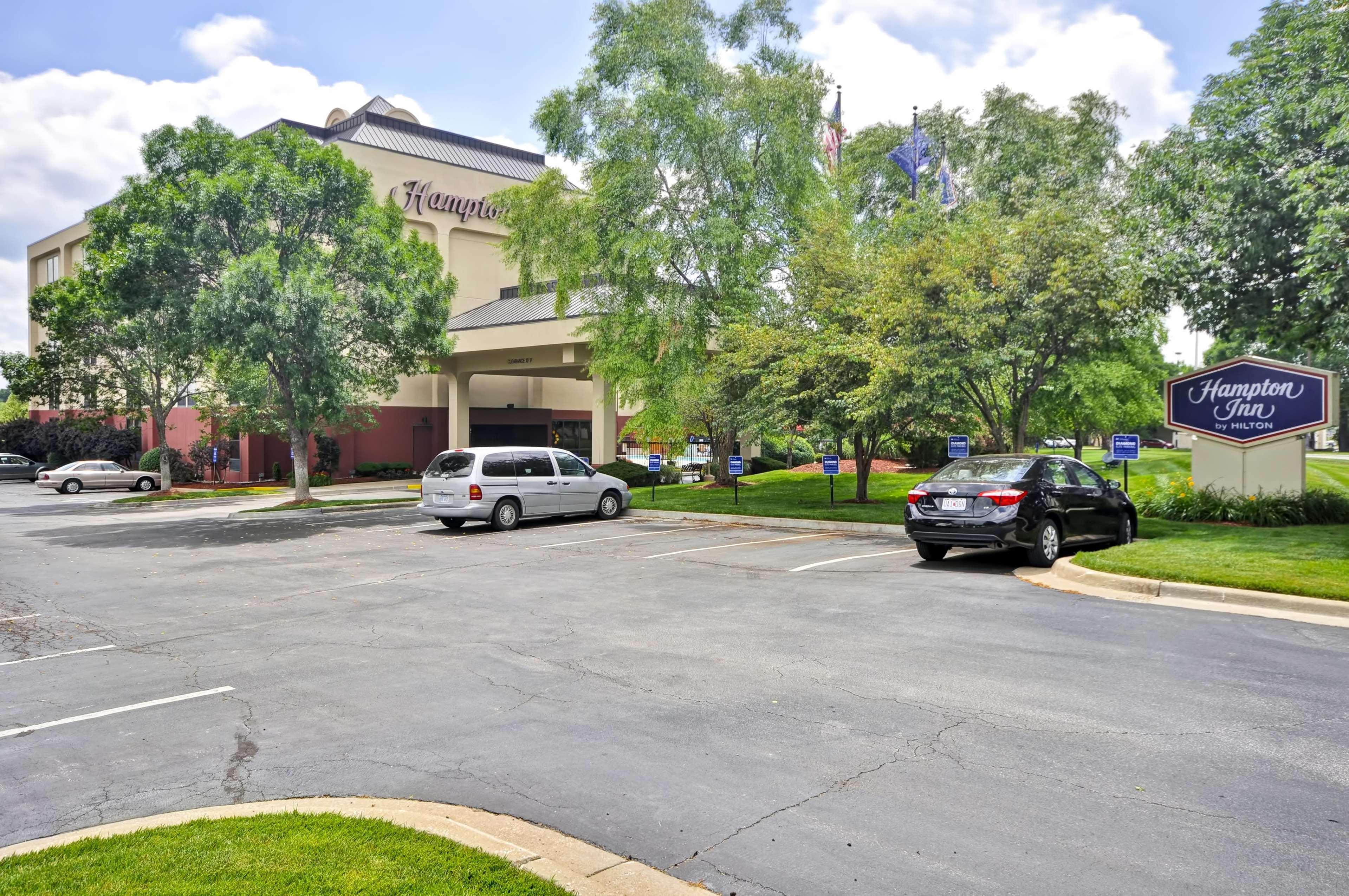 Hampton Inn Overland Park Kültér fotó