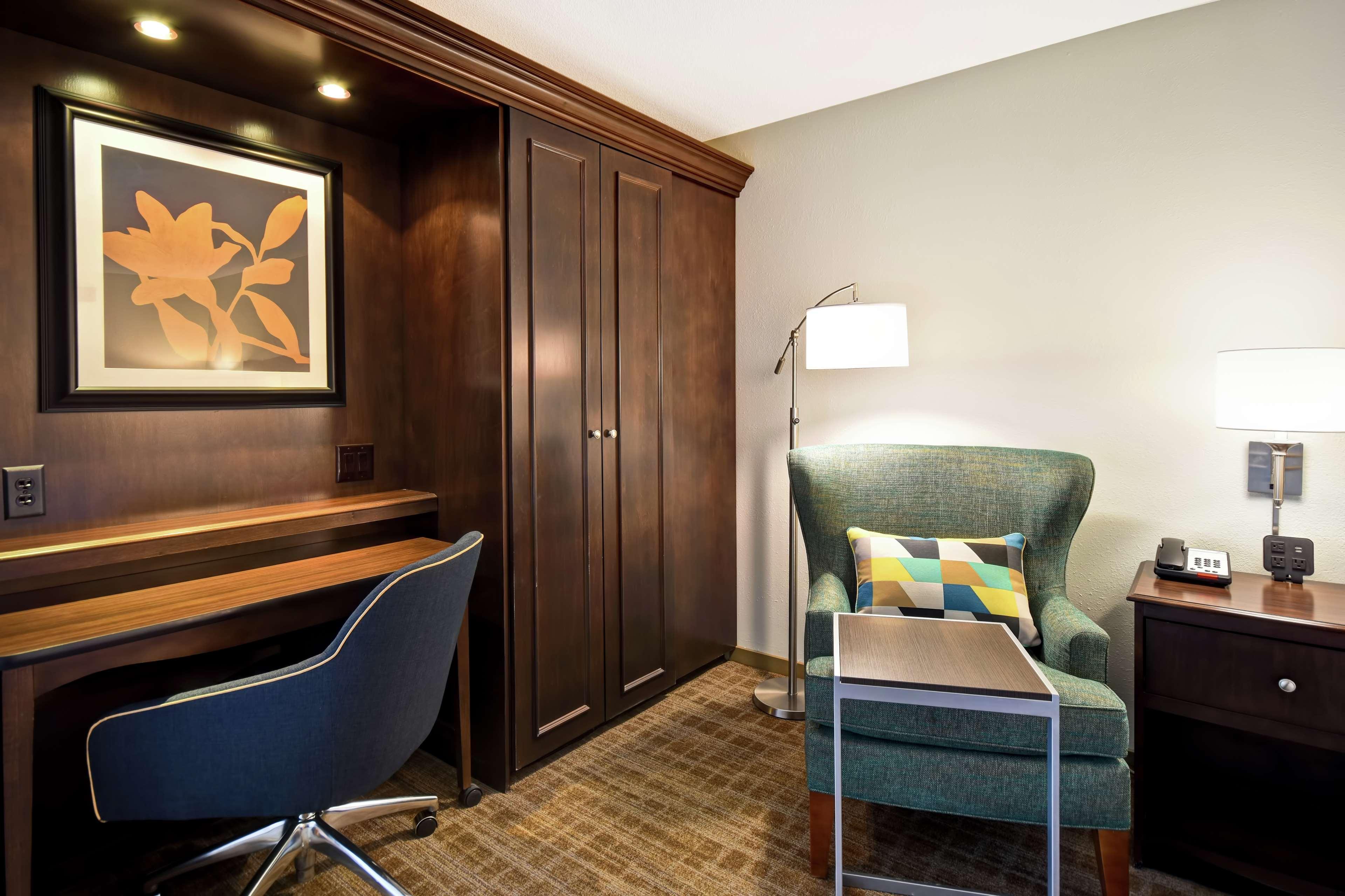 Hampton Inn Overland Park Kültér fotó