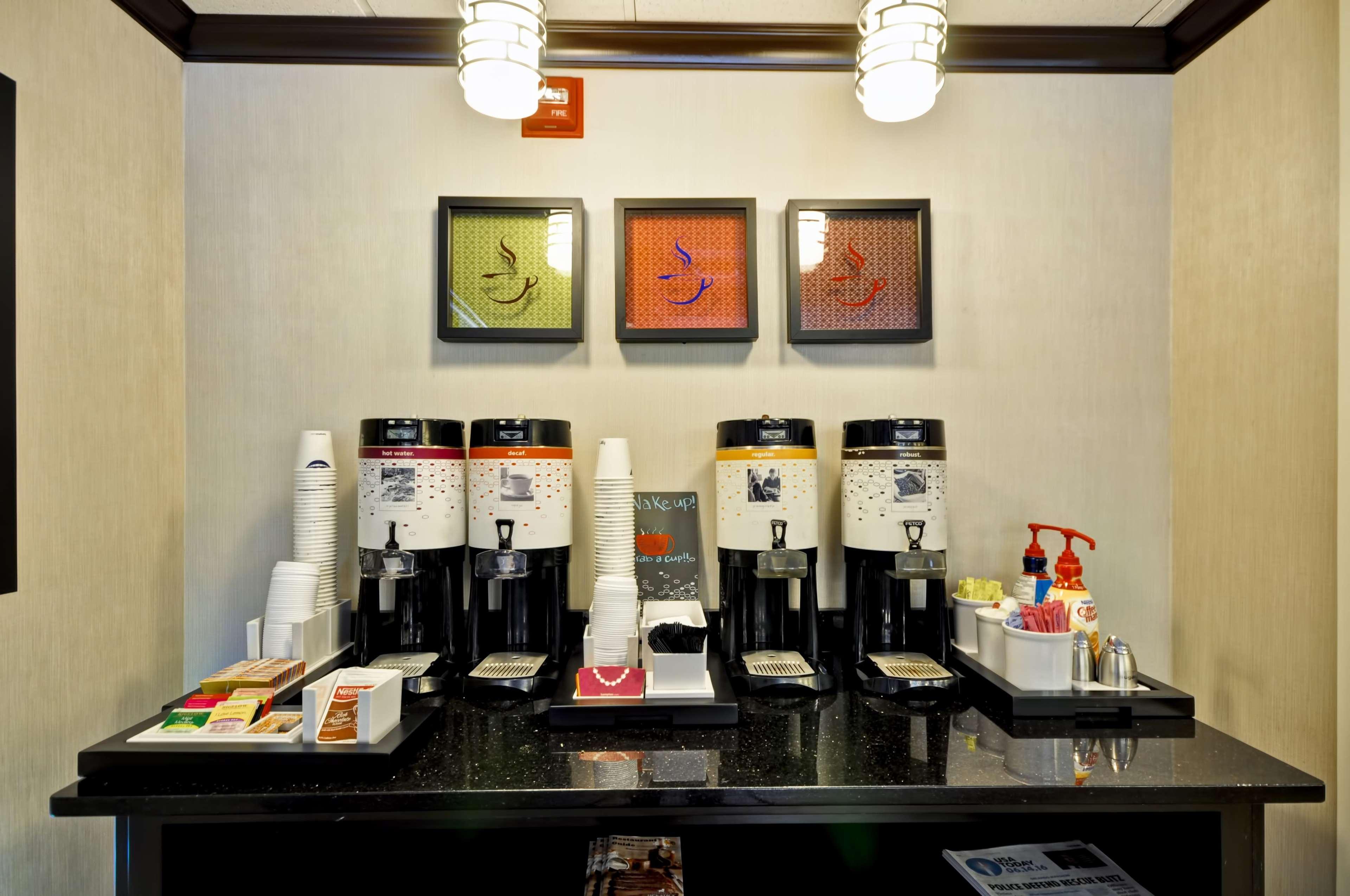 Hampton Inn Overland Park Kültér fotó
