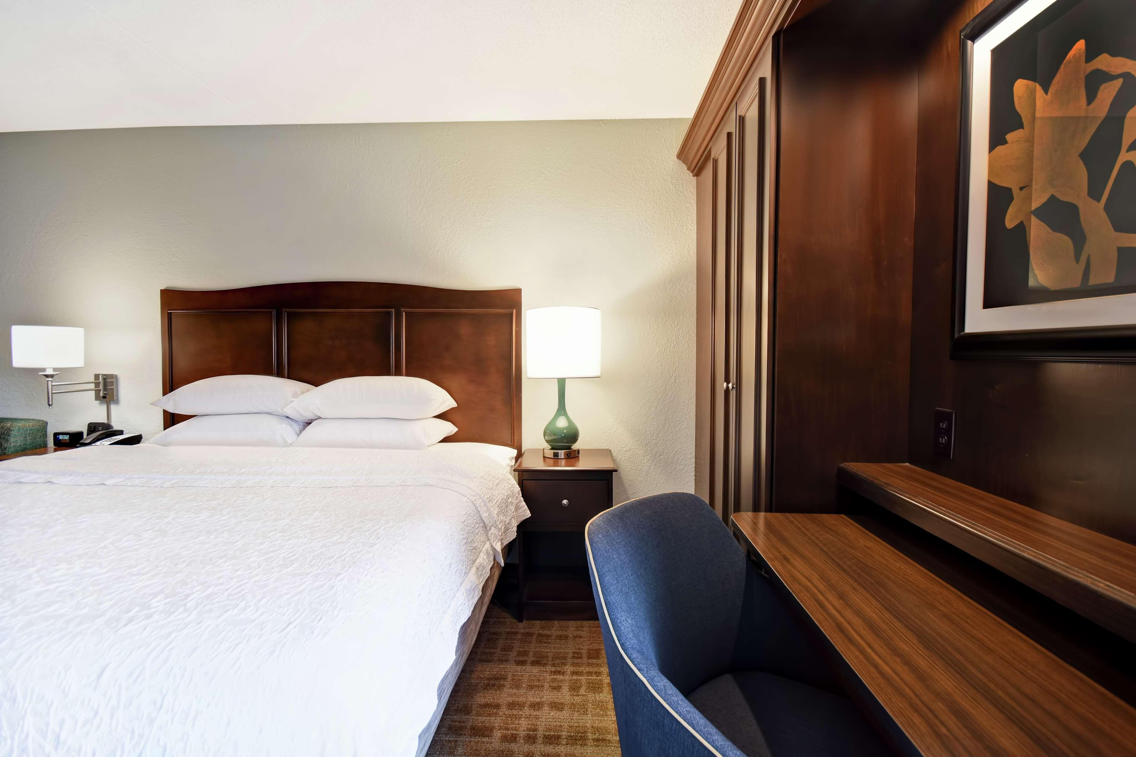 Hampton Inn Overland Park Kültér fotó