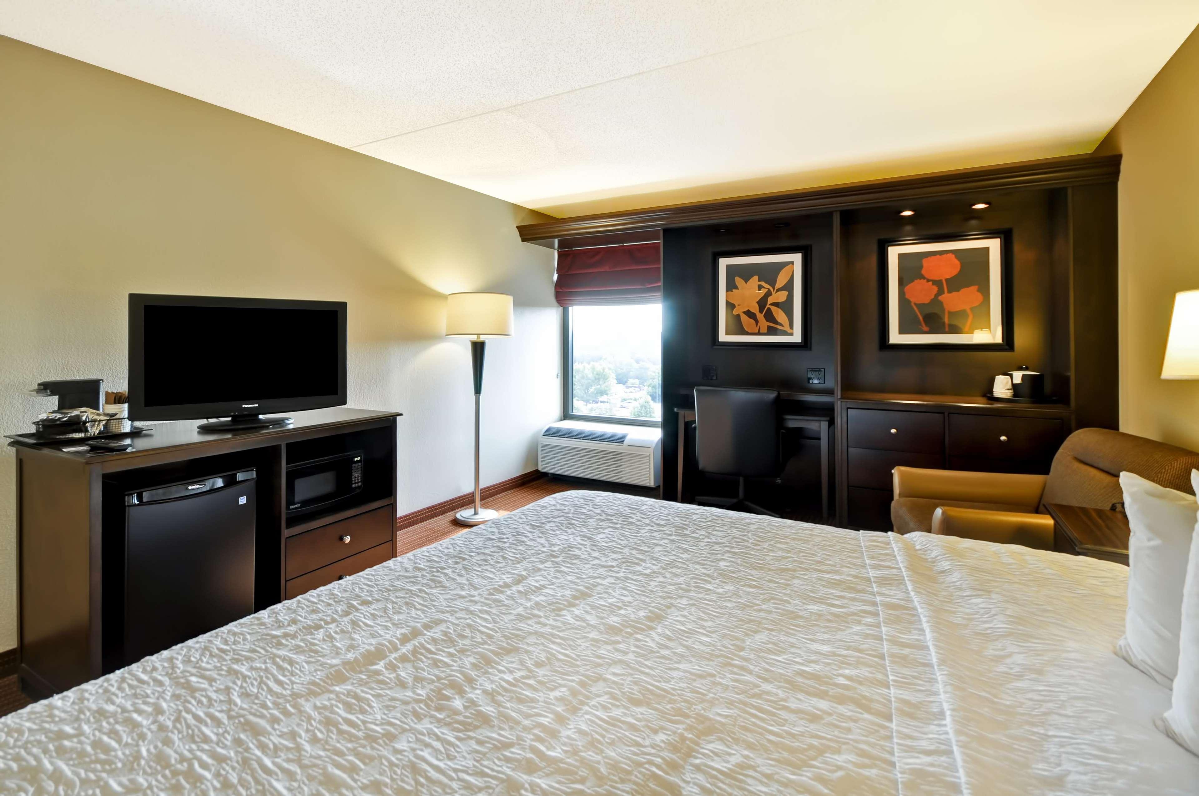 Hampton Inn Overland Park Kültér fotó