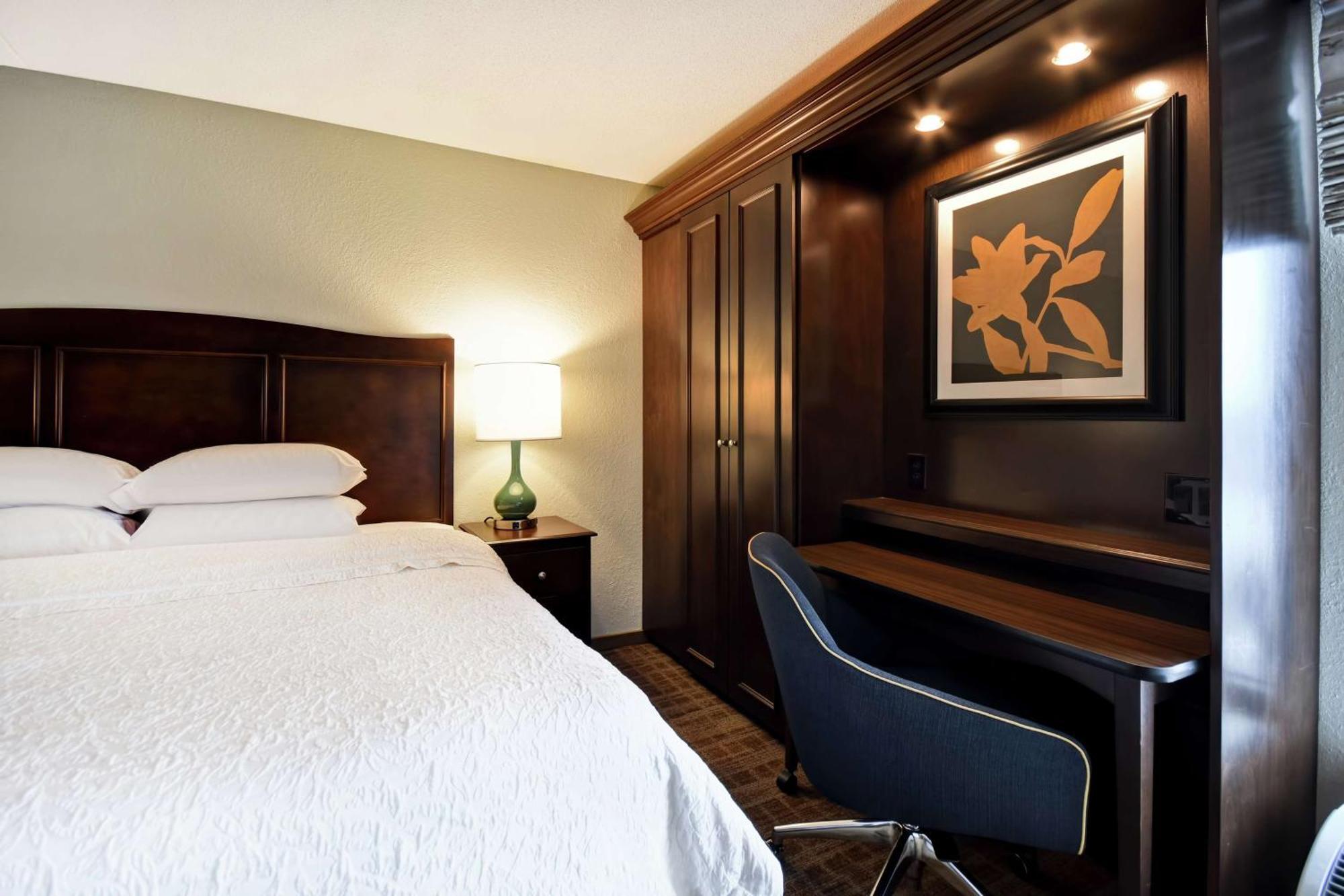 Hampton Inn Overland Park Kültér fotó